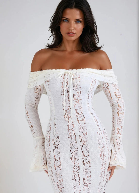 Auvelle | Romance Lace Evening Gown