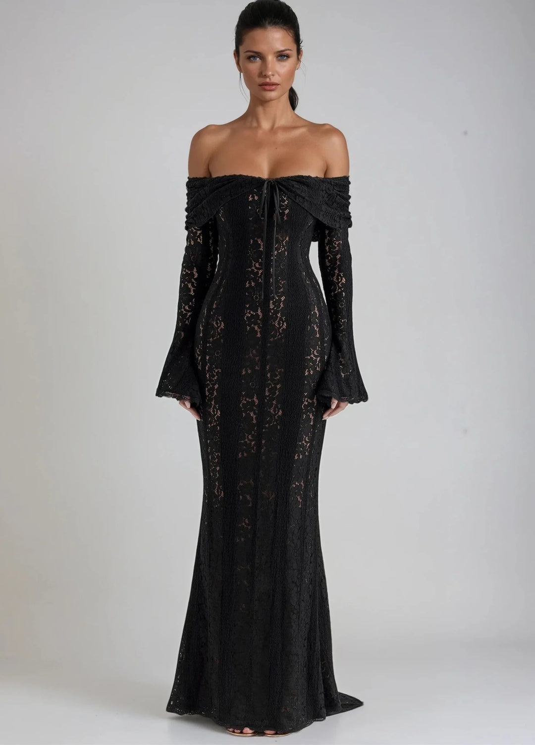 Auvelle | Romance Lace Evening Gown