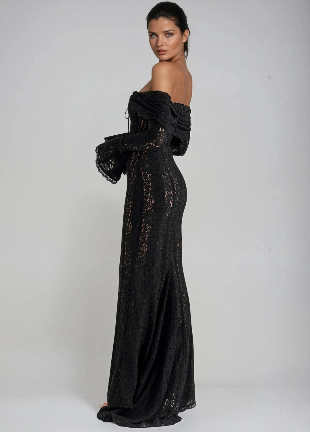 Auvelle | Romance Lace Evening Gown